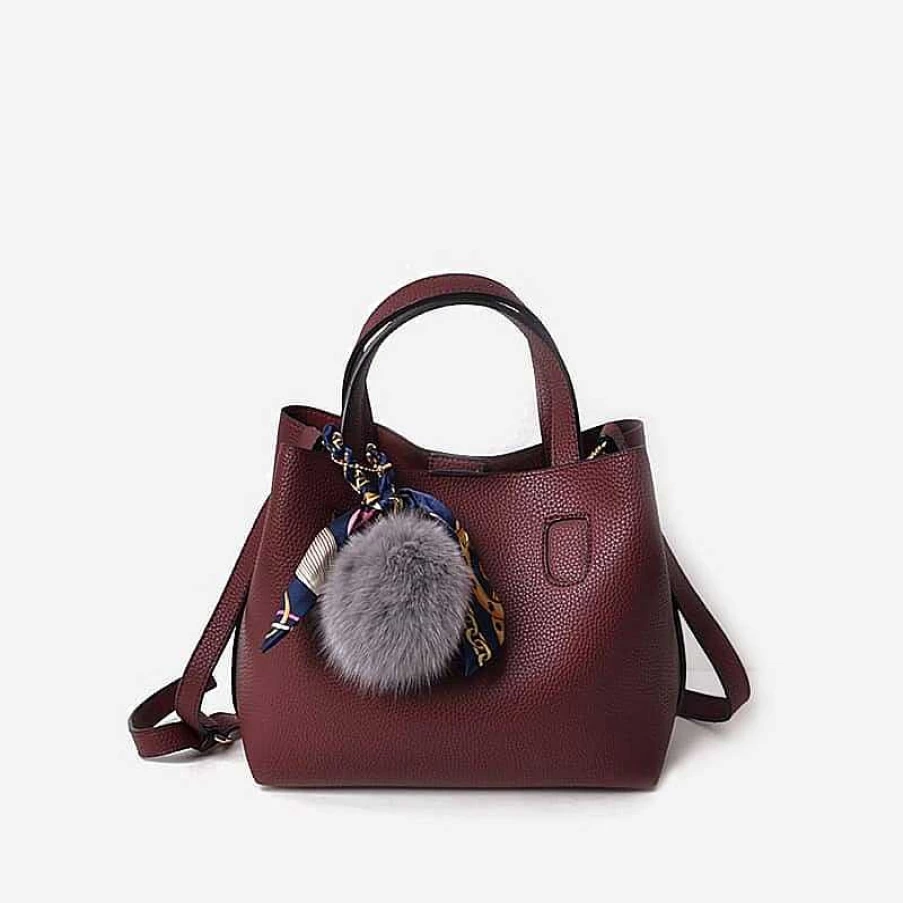 "Sac Bandoulière Women's Leather Shoulder Bag with Pompom Detail"
