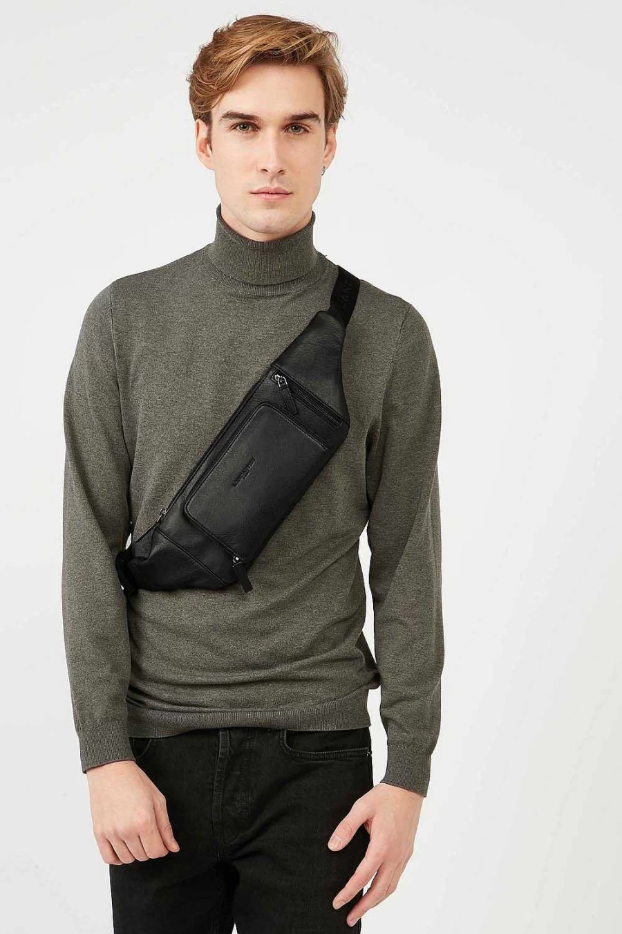 Sac Bandoulière Men's Banana Bag – Durable & Stylish Crossbody Sling for Everyday Use